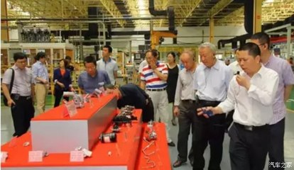 探秘智造新標桿 中國心十佳發動機專家團與媒體共訪吉利眉山基地
